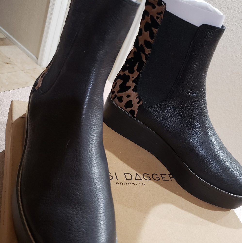 Kelsi Dagger Boots